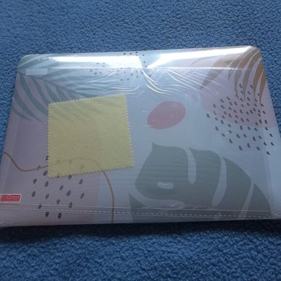 Hard cover for MacBook Air 13inch - Picture 1 of 3